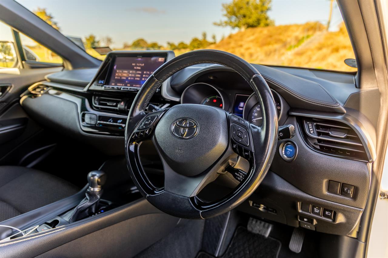 image-8, 2017 Toyota C-HR (CHR) Hybrid S at Christchurch