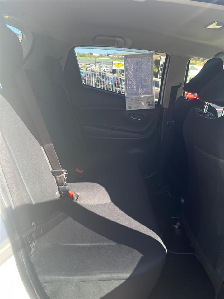 image-7, 2015 Toyota Vitz 1.5 RS at Dunedin