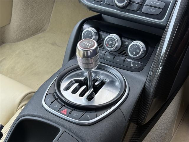 image-7, 2011 Audi R8 5.2 QUATTRO at Christchurch