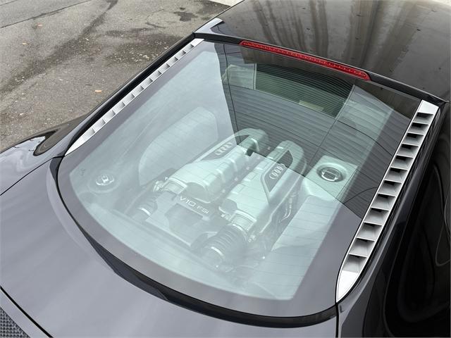 image-13, 2011 Audi R8 5.2 QUATTRO at Christchurch