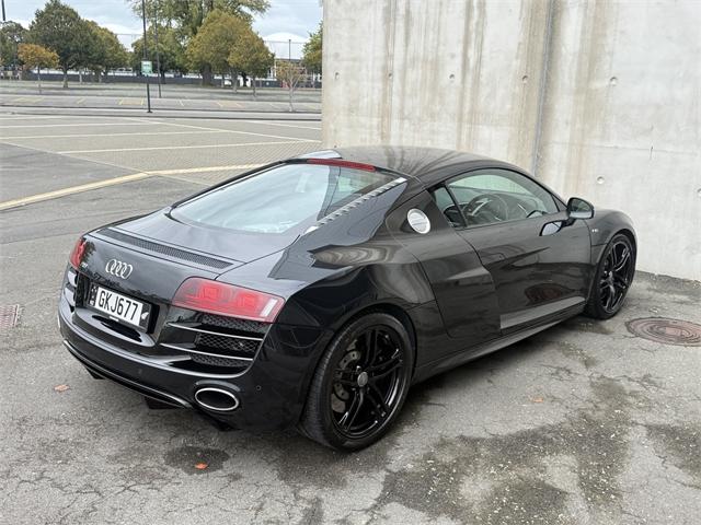 image-8, 2011 Audi R8 5.2 QUATTRO at Christchurch