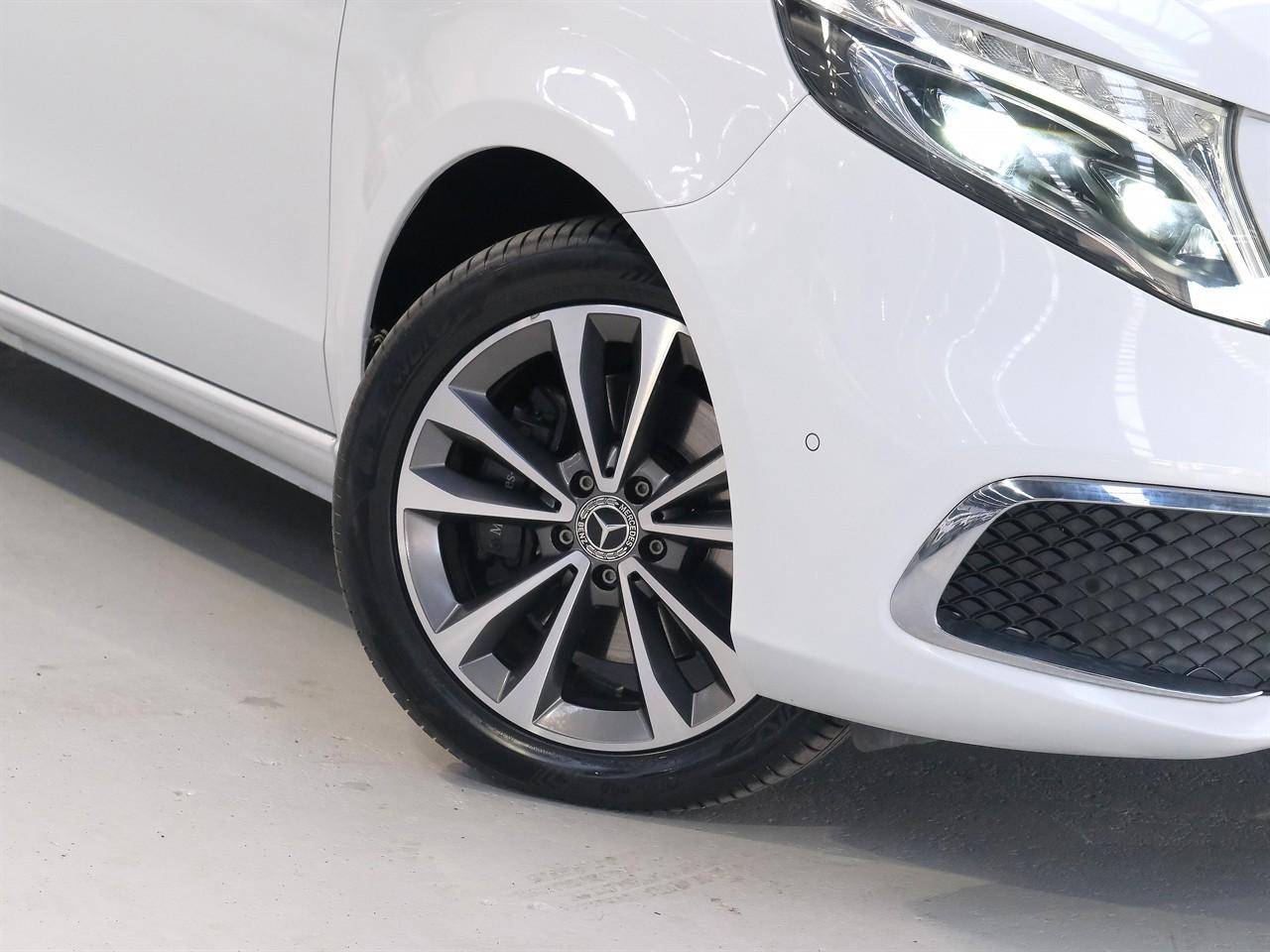 image-8, 2020 MercedesBenz V 220 d Avantgarde 'Long' 7-Seat at Christchurch