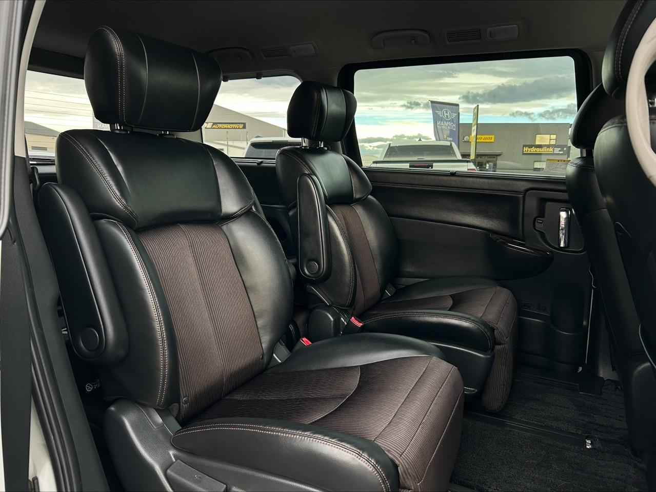 image-7, 2017 Nissan Elgrand 250 HIGHWAY STAR S at Waimakariri