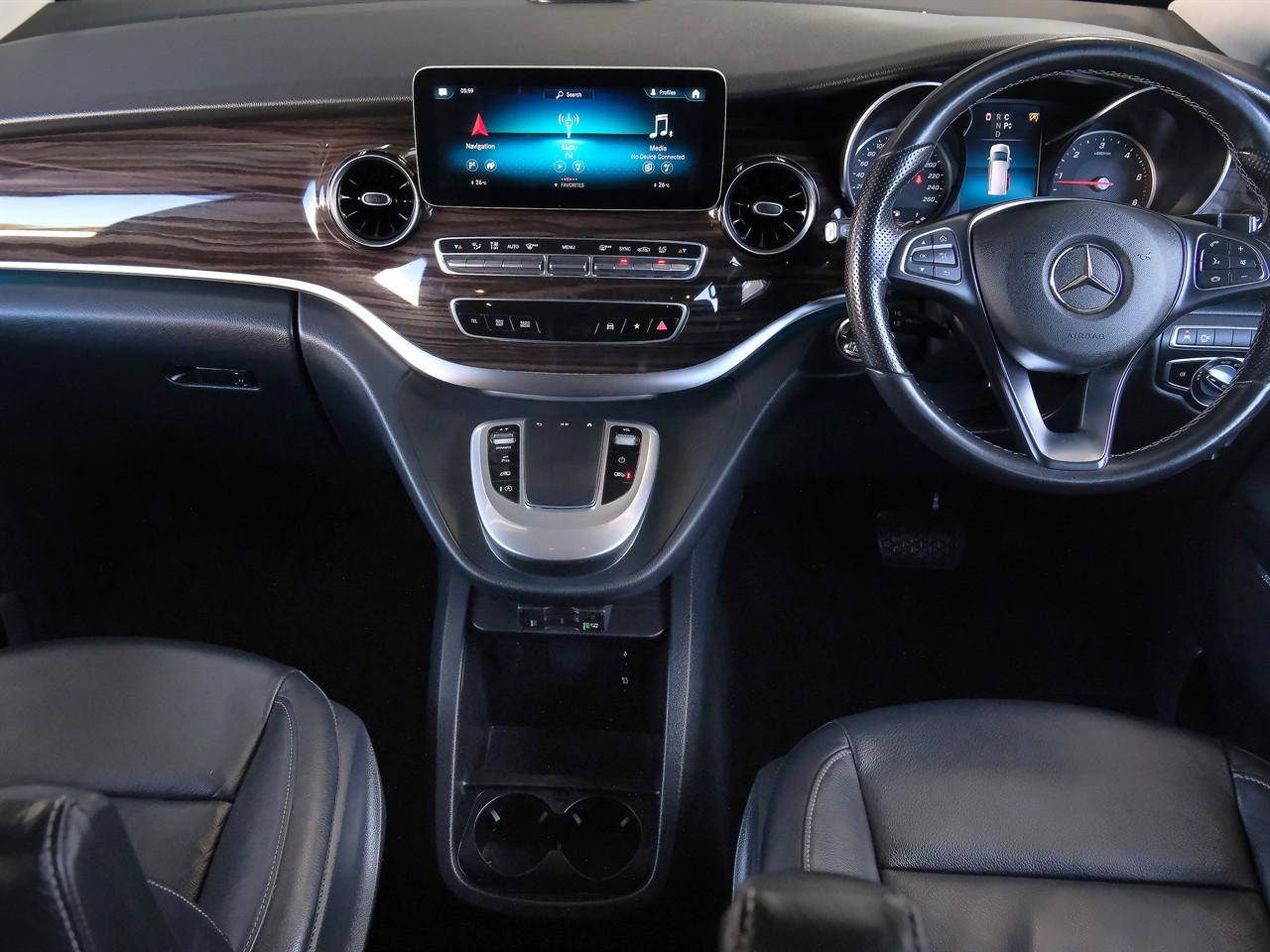 image-10, 2020 MercedesBenz V 220 d Avantgarde 'Long' 7-Seat at Christchurch