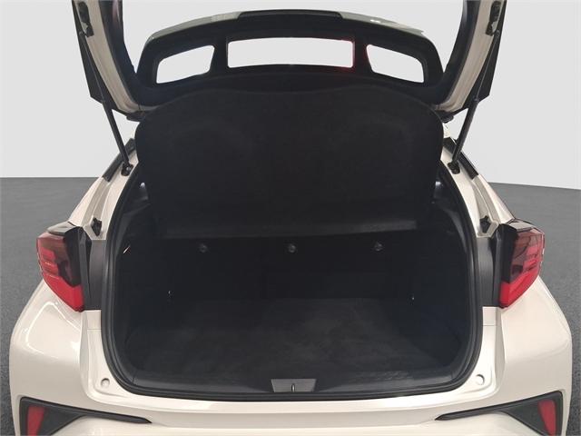 image-11, 2021 Toyota C-HR Limited 1.8P HV at Dunedin