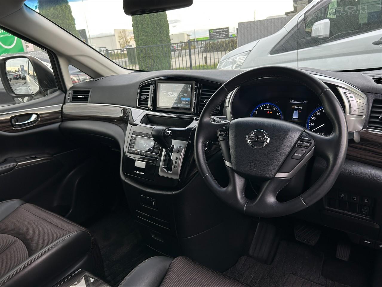 image-10, 2017 Nissan Elgrand 250 HIGHWAY STAR S at Waimakariri