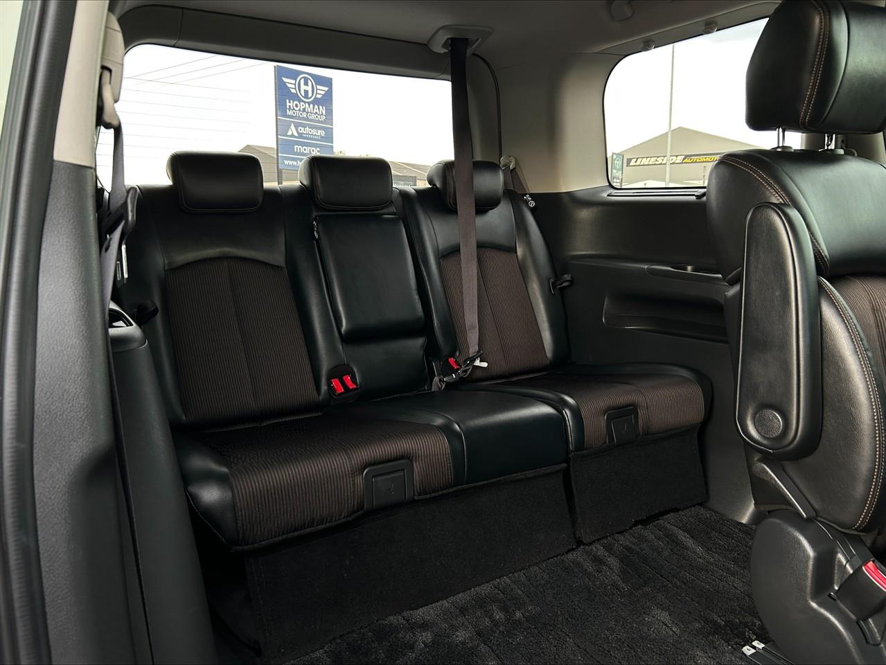 image-8, 2017 Nissan Elgrand 250 HIGHWAY STAR S at Waimakariri