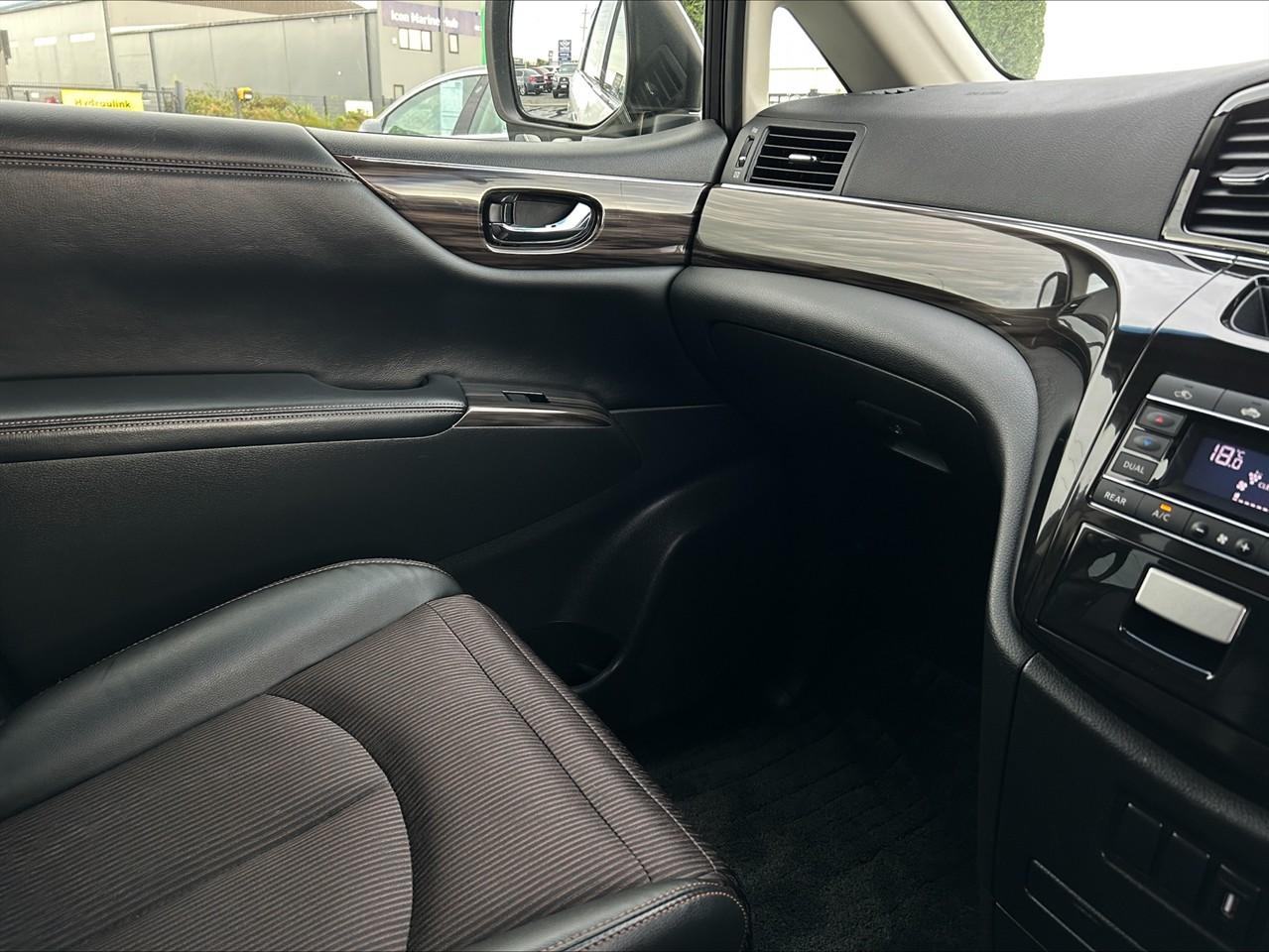 image-13, 2017 Nissan Elgrand 250 HIGHWAY STAR S at Waimakariri