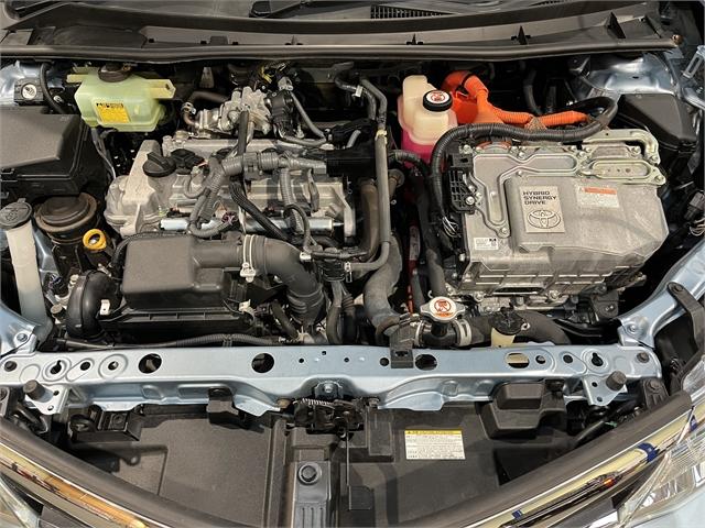 image-8, 2017 Toyota Corolla 1.5 Hybrid Wagon at Dunedin