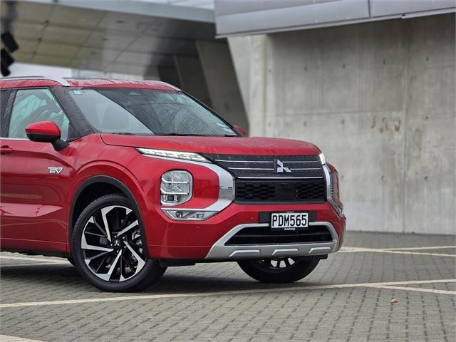 image-4, 2022 Mitsubishi Outlander Vrx Phev/4Wd/At at Christchurch