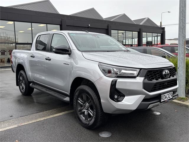 image-0, 2025 Toyota Hilux SR5 2.8D 4WD Auto Hybrid at Christchurch
