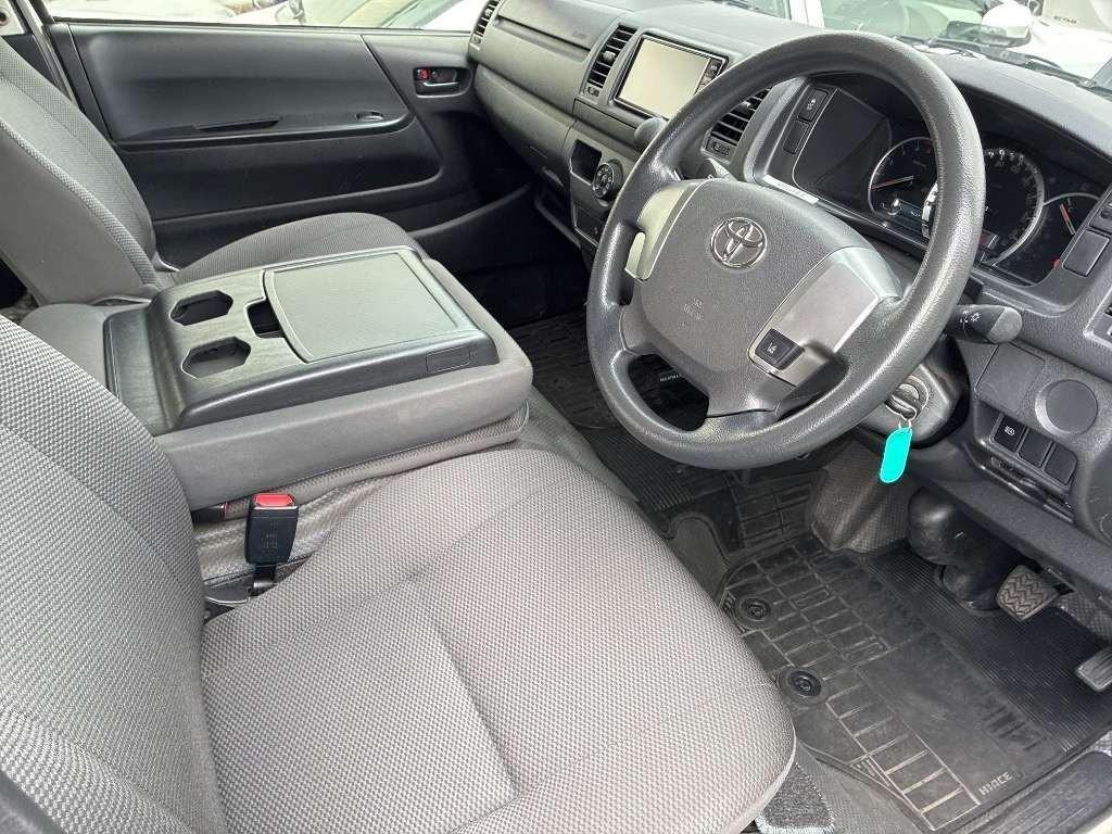 image-5, 2018 Toyota Hiace 2.8 TD 4WD at Christchurch