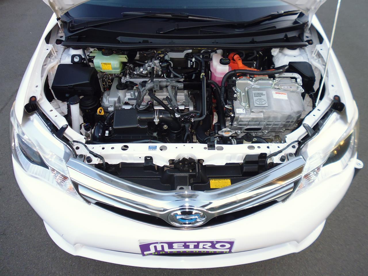 image-12, 2014 Toyota Corolla Fielder Hybrid at Christchurch