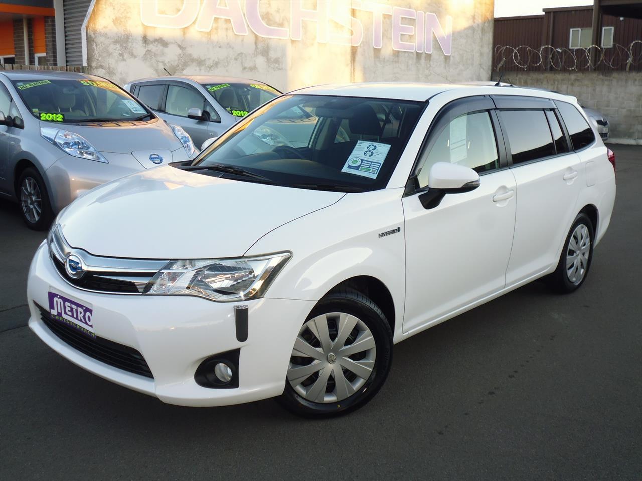 image-0, 2014 Toyota Corolla Fielder Hybrid at Christchurch