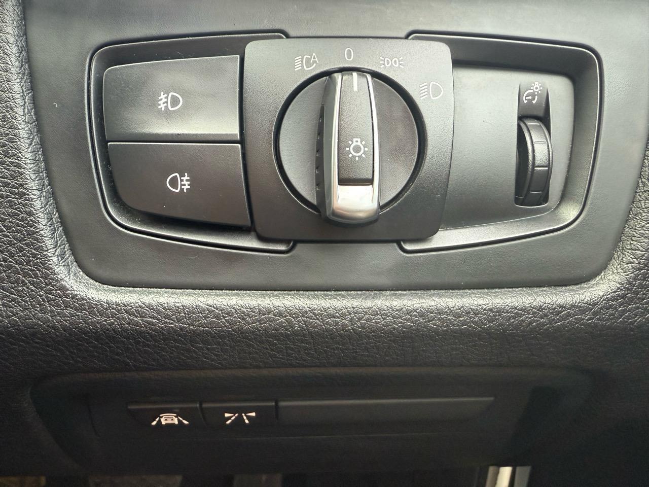 image-13, 2014 BMW 320i at Christchurch
