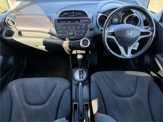 image-11, 2008 Honda Fit at Dunedin