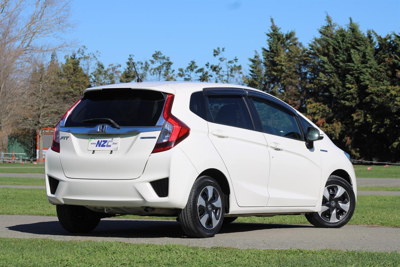 image-5, 2016 Honda FIT at Christchurch