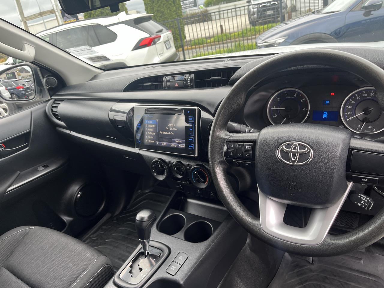 image-7, 2019 Toyota Hilux SR TD DC 2.8D/6AT at Waimakariri