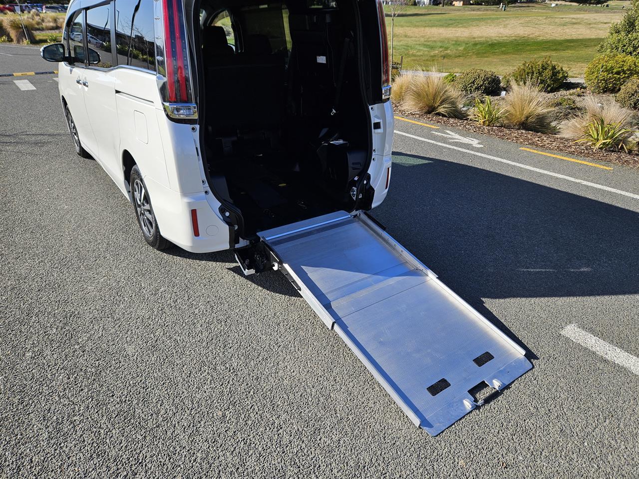 image-9, 2019 Toyota ESQUIRE Mobility Welcab at Christchurch