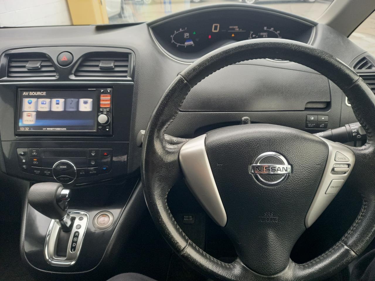 image-5, 2013 Nissan Serena Hybrid at Christchurch