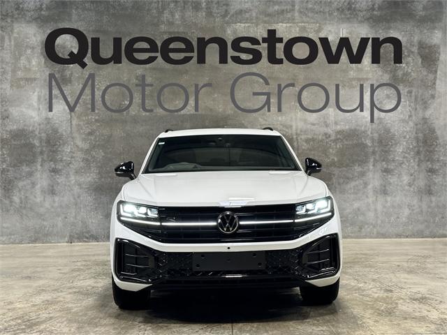 image-1, 2024 Volkswagen Touareg V6S R-Line TDI at Queenstown-Lakes