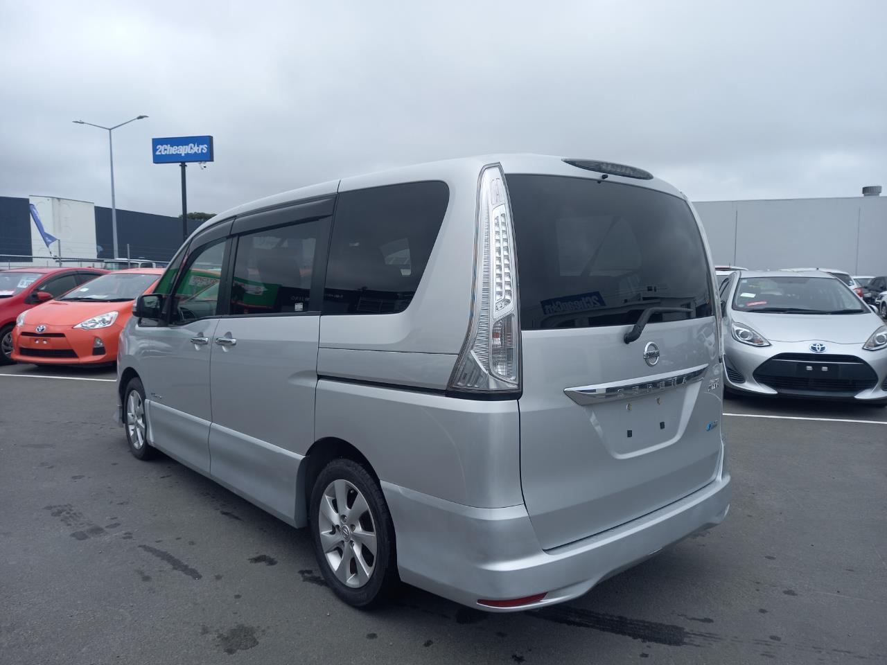 image-12, 2013 Nissan Serena Hybrid at Christchurch