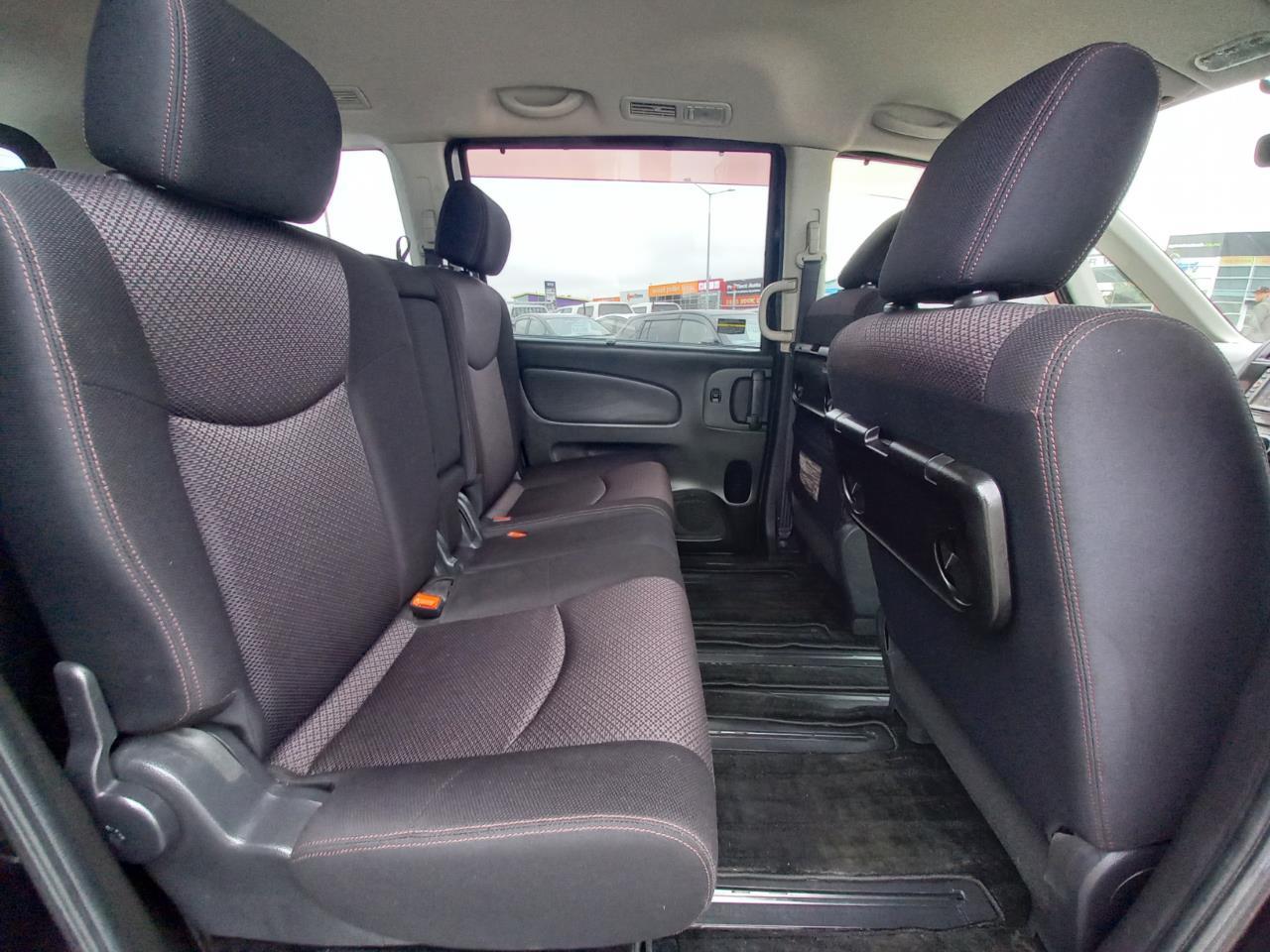 image-9, 2011 Nissan Serena at Christchurch