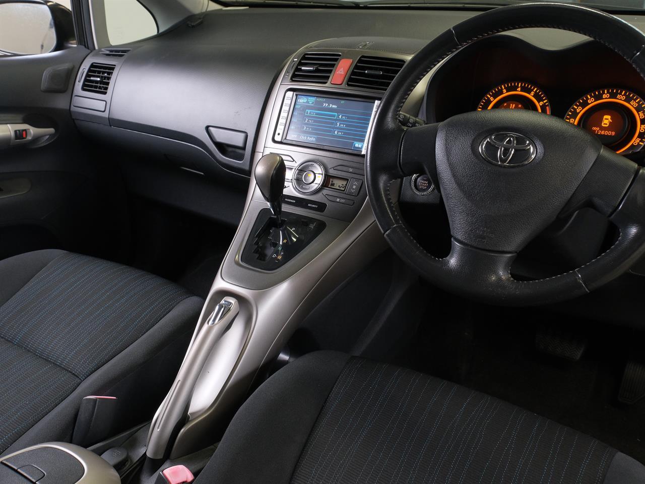 image-10, 2007 Toyota Corolla Auris 180G Hatchback at Christchurch