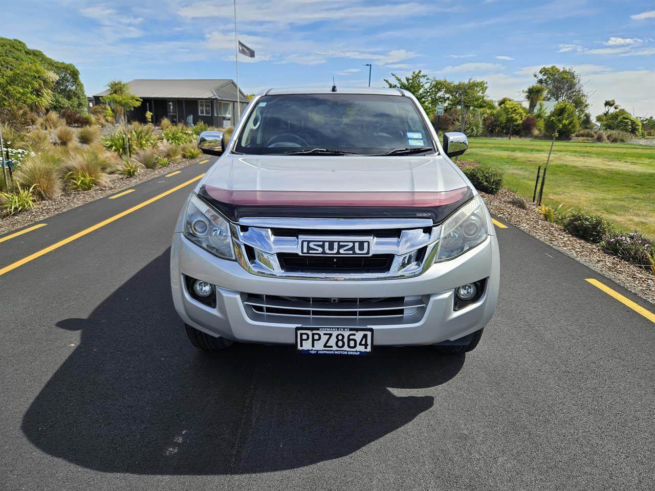 image-1, 2015 Isuzu D-MAX LS DC 3.0D/4WD/5AT/U at Christchurch