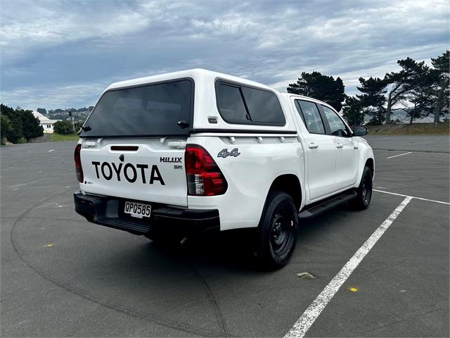 image-5, 2024 Toyota Hilux SR 2.8DT Hybrid 6AT 4WD at Dunedin