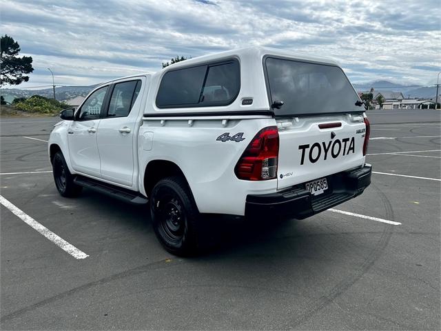 image-3, 2024 Toyota Hilux SR 2.8DT Hybrid 6AT 4WD DCW/4D/5 at Dunedin