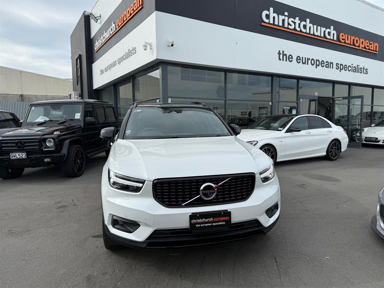 image-1, 2019 Volvo XC40 T4 R-Design AWD at Christchurch