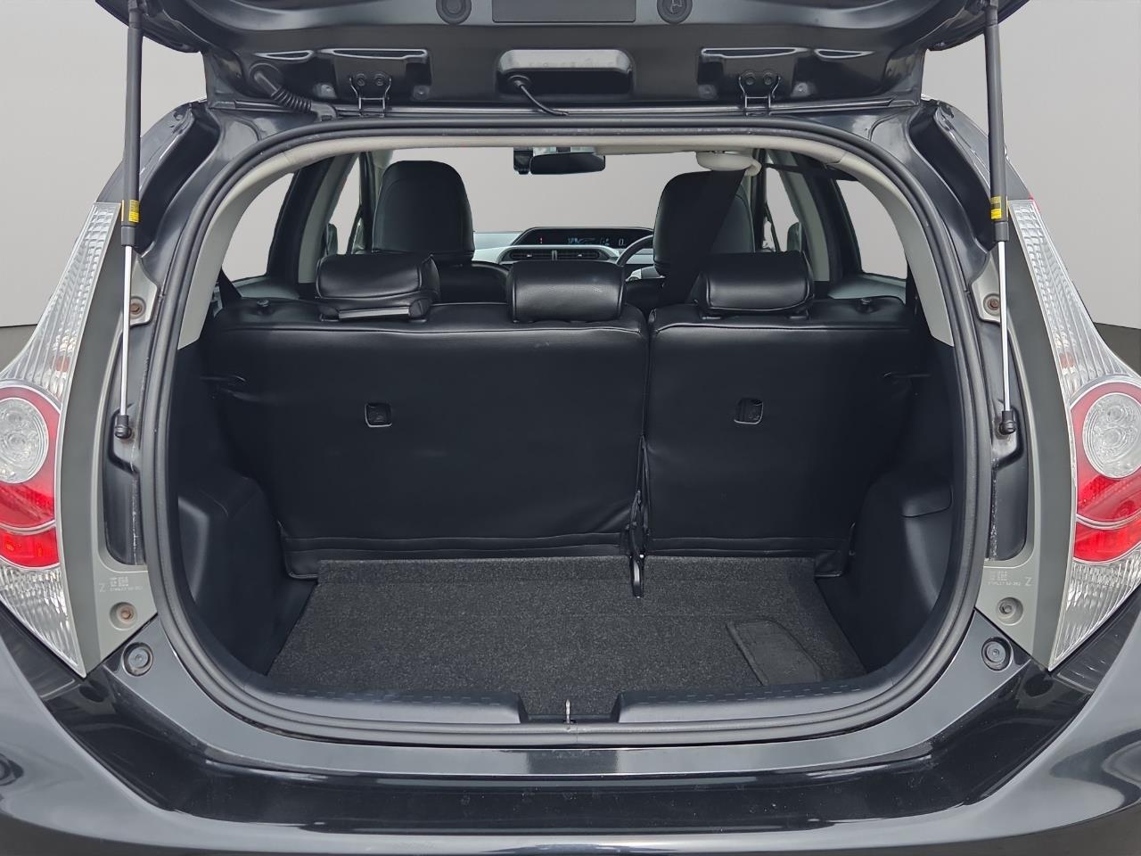 image-8, 2014 Toyota Aqua S at Christchurch