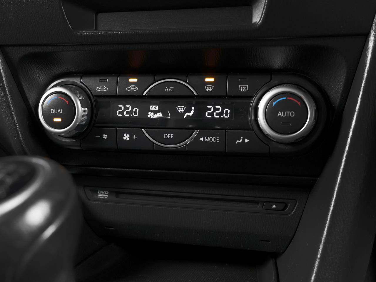 image-16, 2014 Mazda Axela Sport 20S Touring '6-Speed Manual at Christchurch