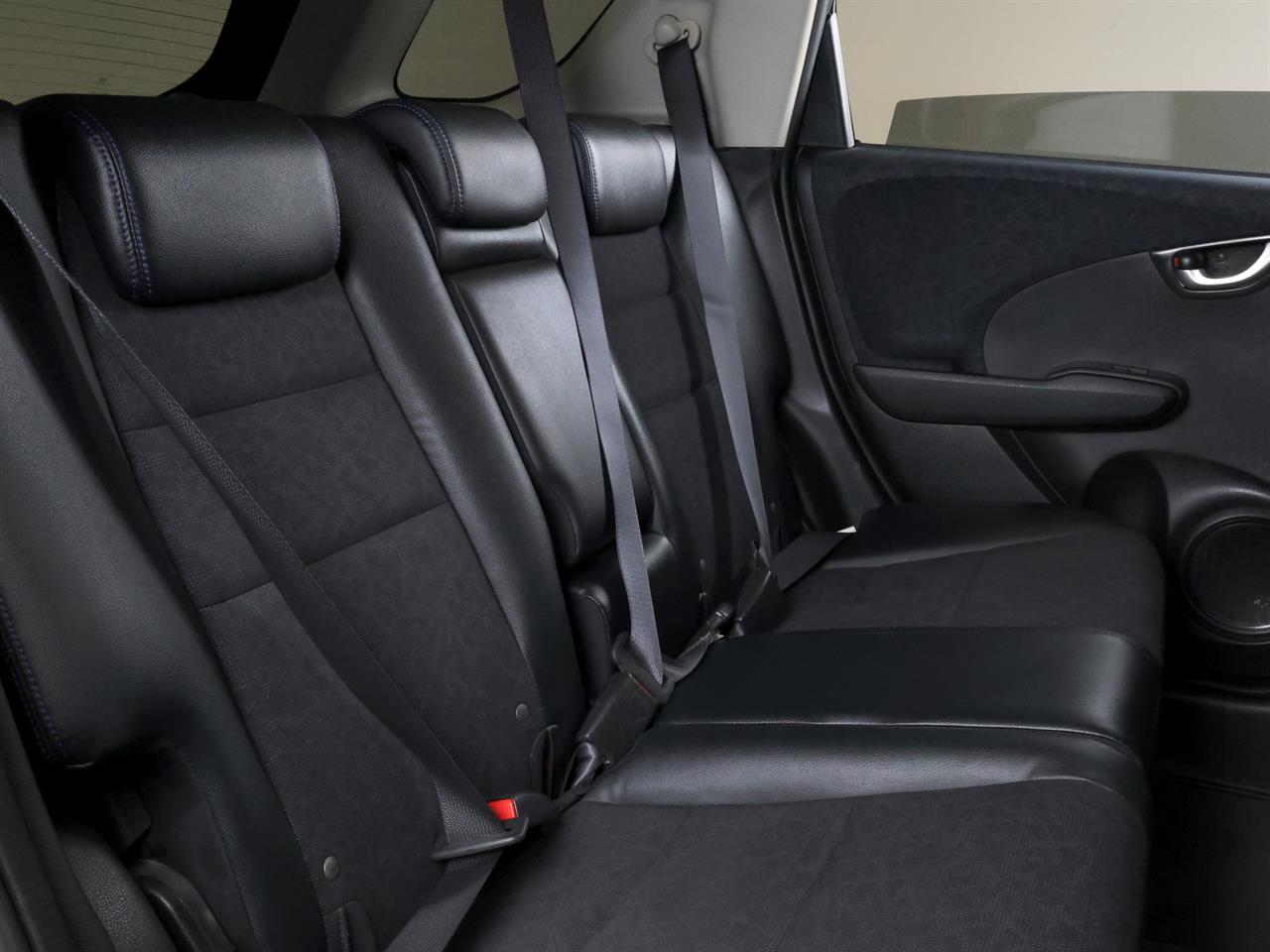 image-18, 2014 Honda Fit Shuttle Hybrid 'Cool Edition' at Christchurch