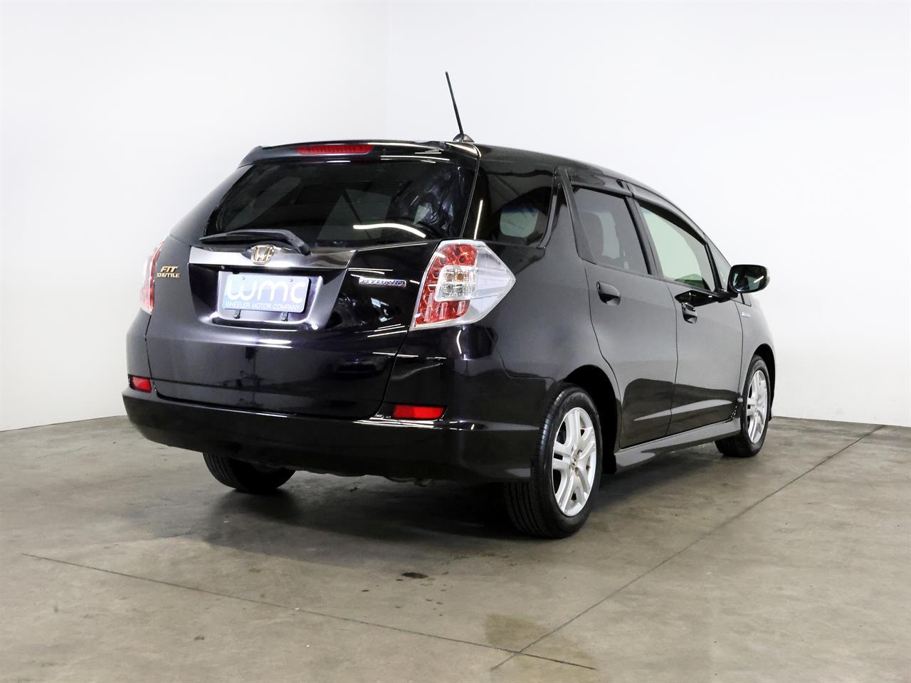 image-7, 2014 Honda Fit Shuttle Hybrid 'Cool Edition' at Christchurch