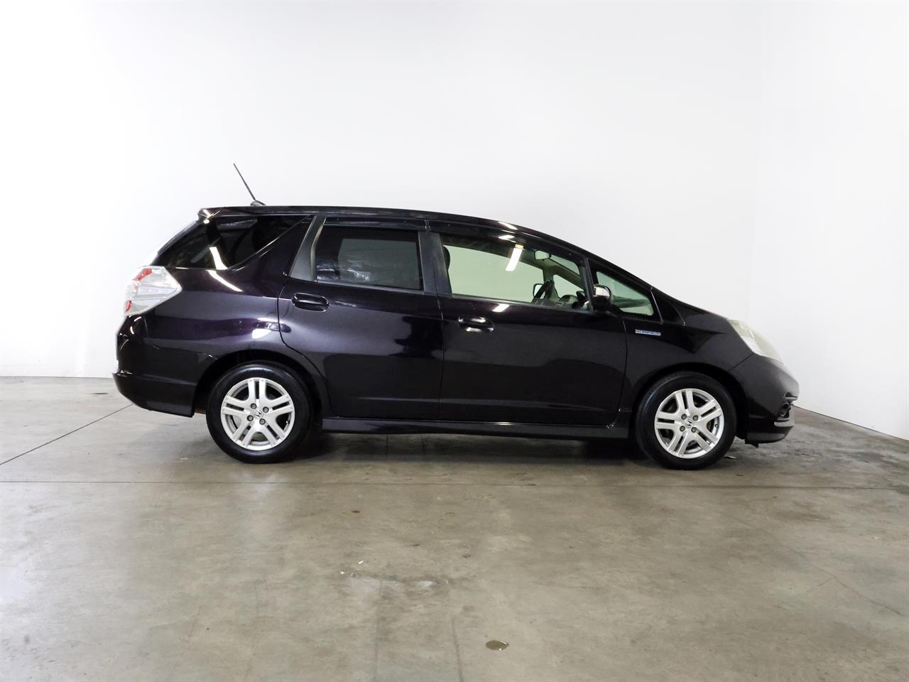 image-9, 2014 Honda Fit Shuttle Hybrid 'Cool Edition' at Christchurch