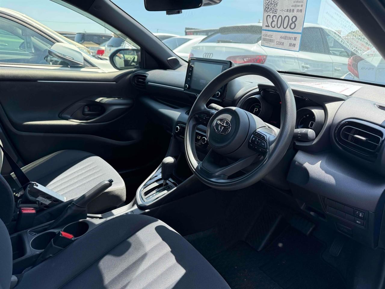 image-1, 2022 Toyota Yaris Hybrid G at Christchurch