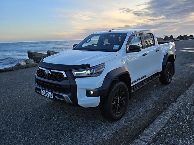 image-1, 2023 Toyota Hilux SR5 Cruiser 2.8DT Hybrid 6AT 4WD at Greymouth