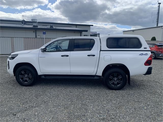 image-1, 2024 Toyota Hilux Sr5 Td Dc 2.8Dmht at Waimakariri