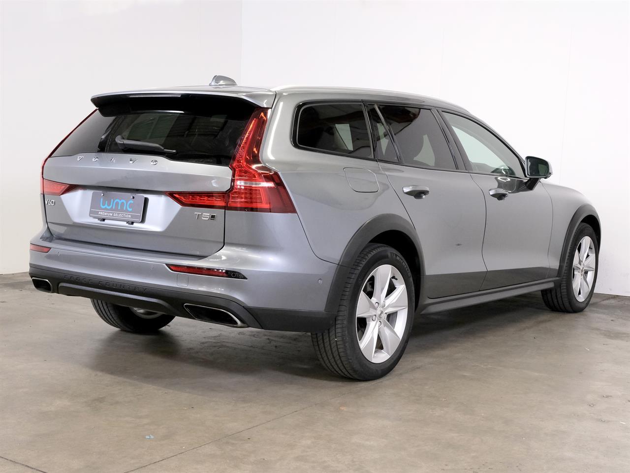 image-7, 2019 Volvo V60 T5 AWD 'Cross Country' at Christchurch