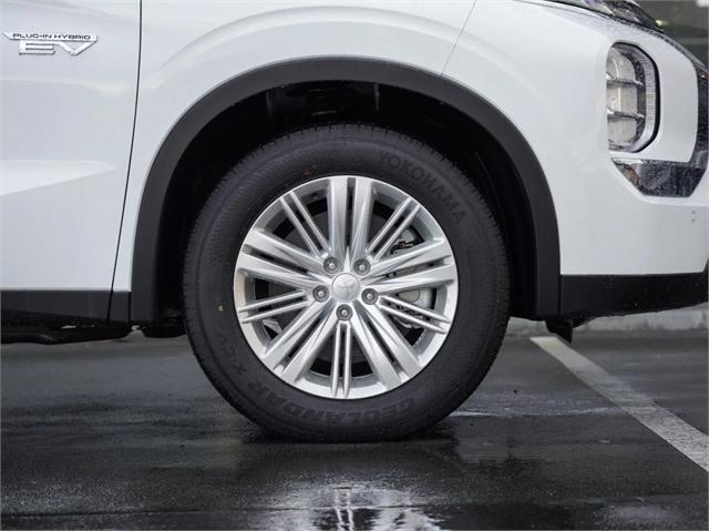 image-1, 2025 Mitsubishi Outlander PHEV LS 4x4 at Dunedin