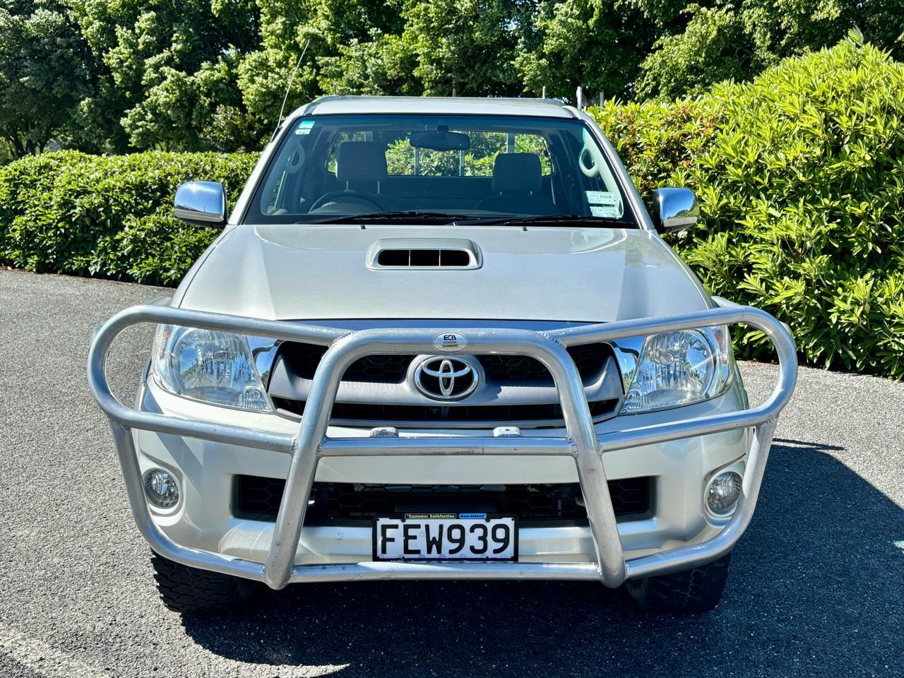 image-1, 2009 Toyota Hilux SR Extra Cab 4WD Diesel Manual at Gore