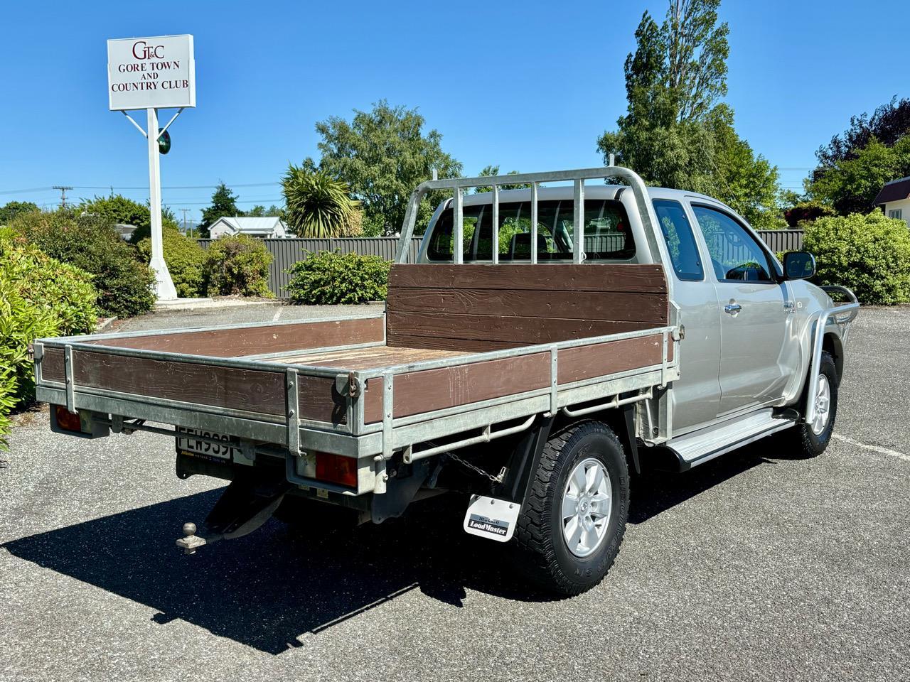 image-4, 2009 Toyota Hilux SR Extra Cab 4WD Diesel Manual at Gore