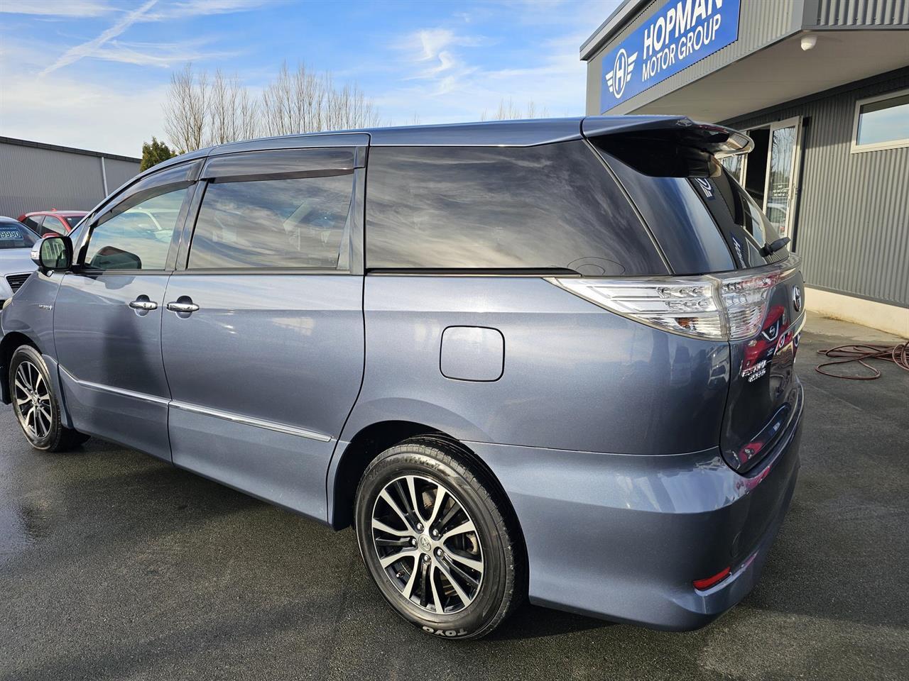 image-3, 2013 Toyota Estima HYBRID G 4WD at Waimakariri