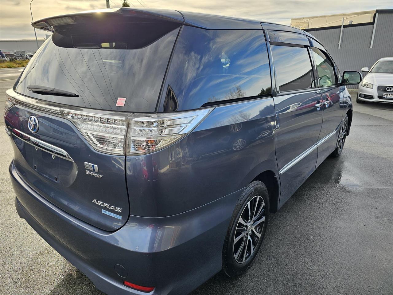 image-2, 2013 Toyota Estima HYBRID G 4WD at Waimakariri