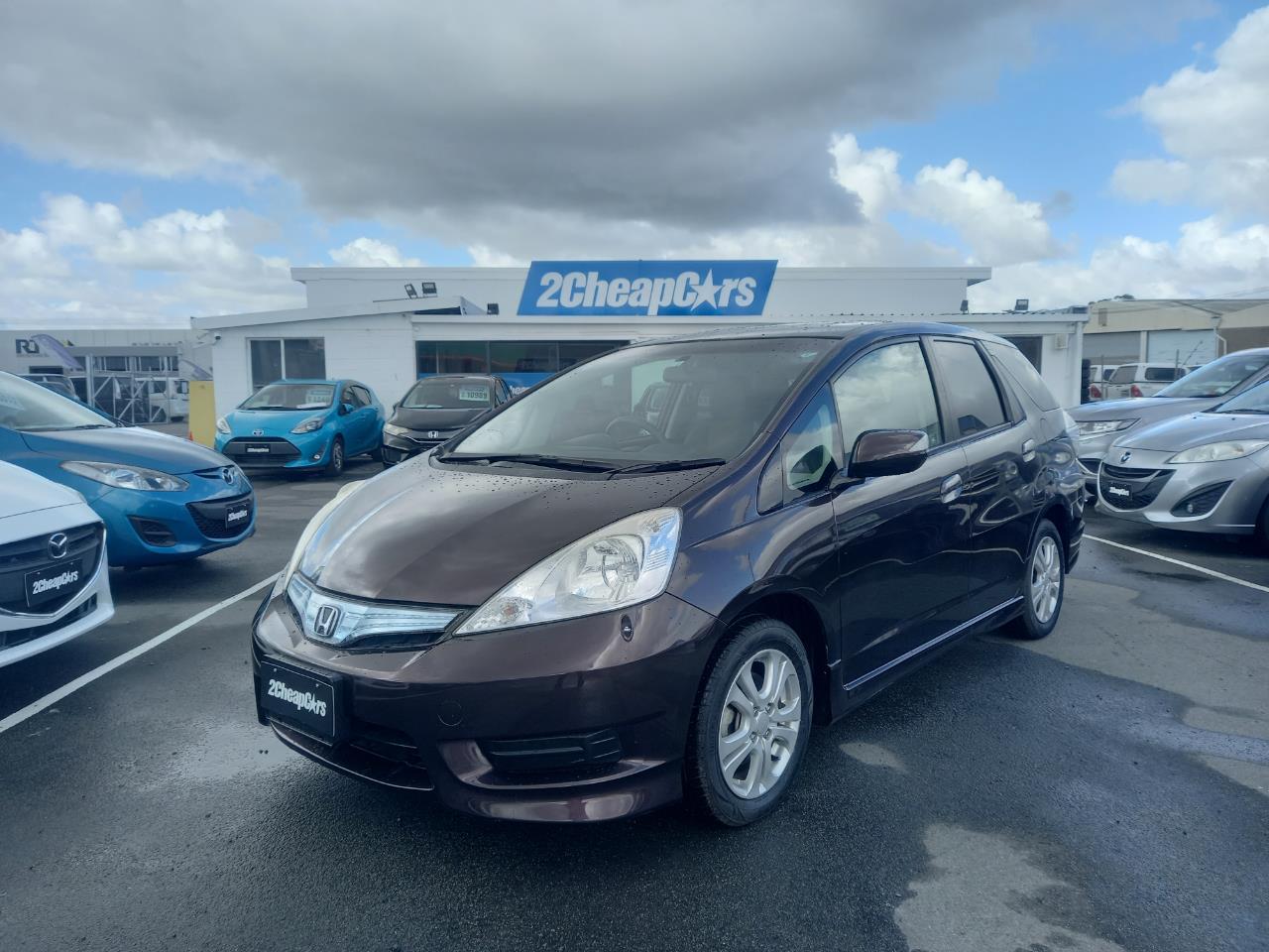 image-0, 2012 Honda Fit Jazz Shuttle Hybrid at Christchurch