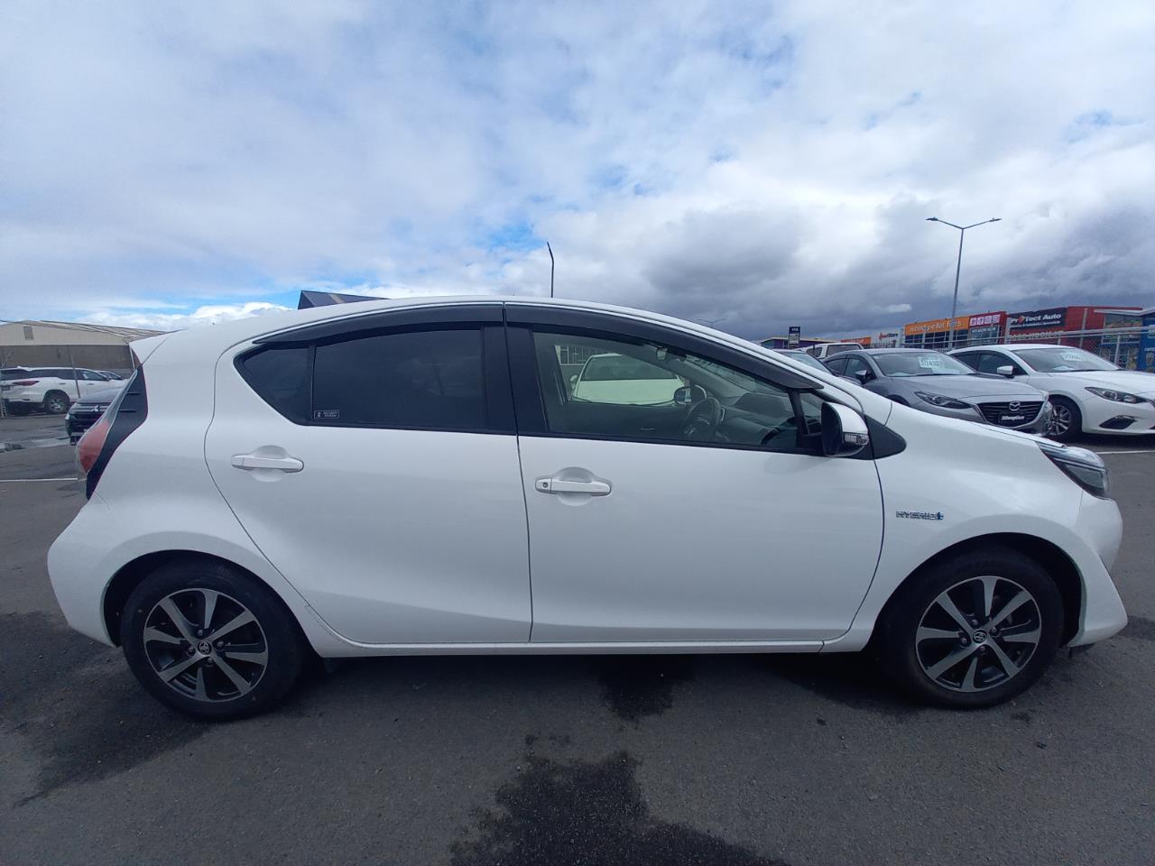 image-18, 2017 Toyota Aqua Hybrid New Shape at Christchurch