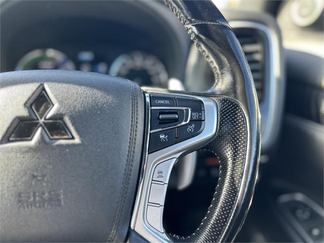 image-7, 2021 Mitsubishi Outlander VRX 4WD PHEV SILVER at Christchurch