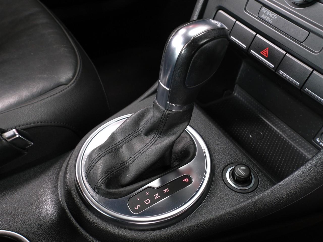 image-13, 2013 Volkswagen Beetle 1.2TSI Design 'Leather Pack at Christchurch